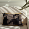 capa de almofada geometrica preta e mostarda 45x30 sofa