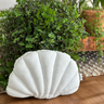 1 almofada concha branca impermeavel para area externa 38x28