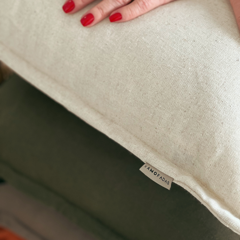 capas de almofadas em linho com aba detalhes