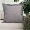 capa almofada linho tramado cinza claro c abas 60x60