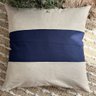 capa de almofada em linho marinho e cru 45x45 3