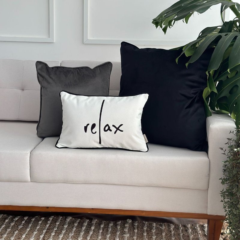 capas almofadas veludo cinza escuro preta e relax