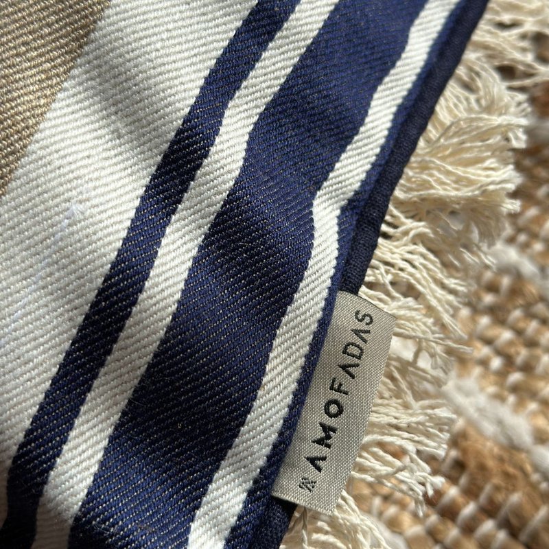 capa de almofada linhao entreposto listrada azul e cru com franja 45x45 tecido 9