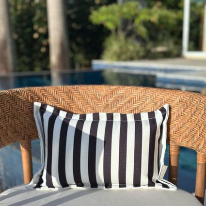 capa almofada preto e branco4