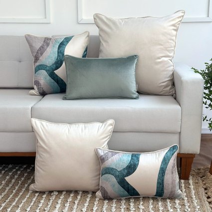 kit 5 capas almofadas veludo aquerela verde claro e off white