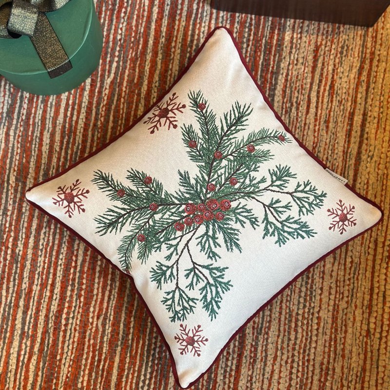 capa almofada natal linhao c pinheiros e debrum vermelho 45x45