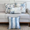 kit 4 capas almofadas linhao branco coqueiros listras e ikat geometrica azul